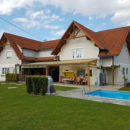 Pension Altmann Sankt Magdalena Exterior photo